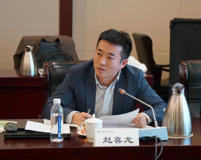 赵喜龙.jpg