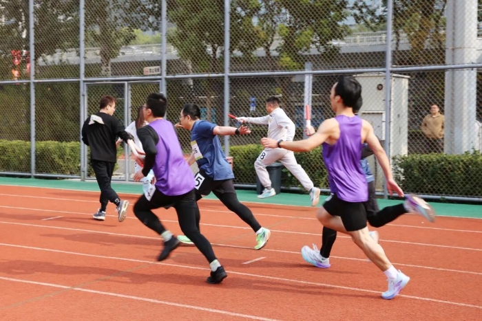17.4×100米接力.JPG